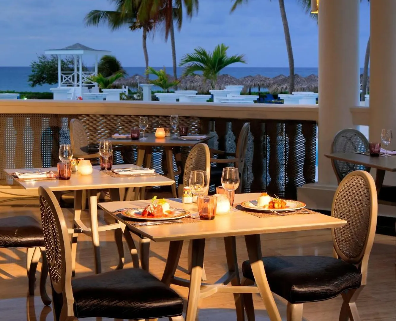 *****  The Signature Level At Grand Palladium Lady Hamilton Resort & Spa Lucea Jamaica