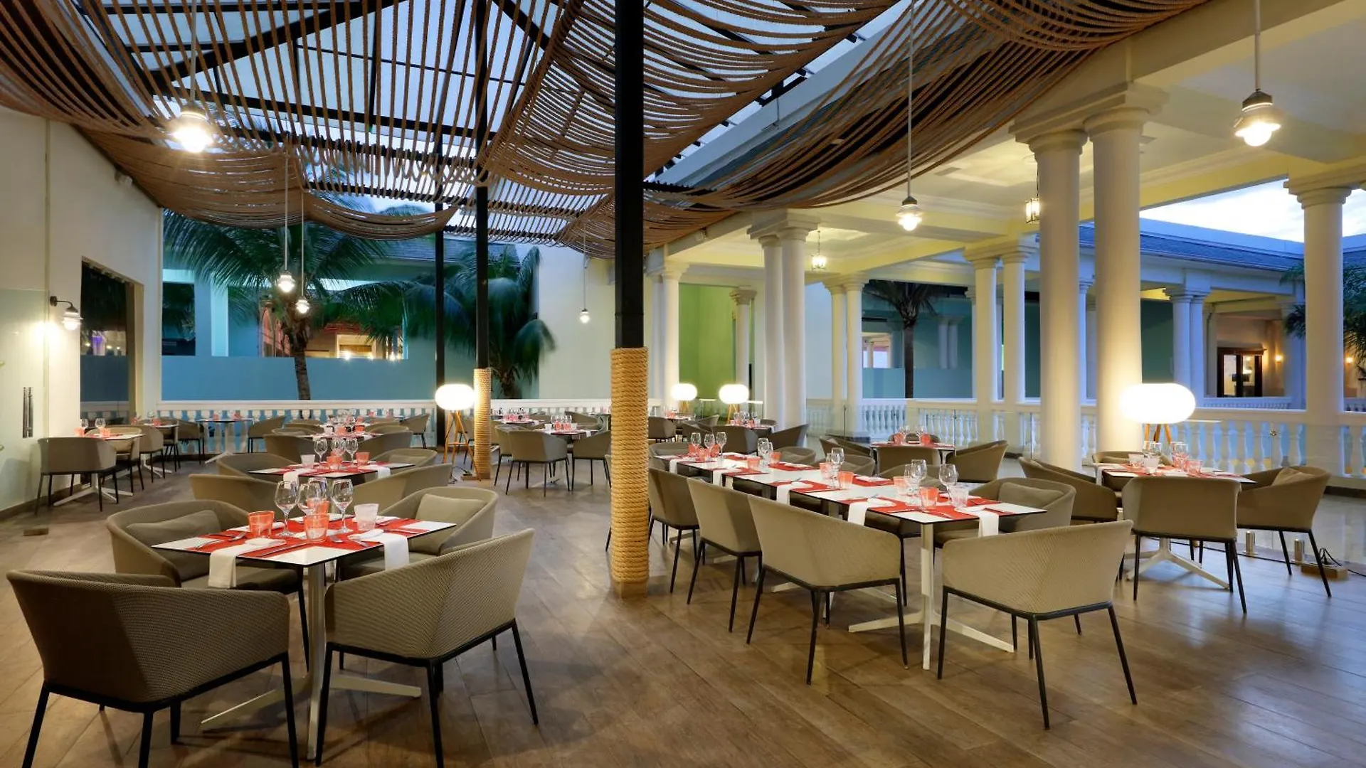 The Signature Level At Grand Palladium Lady Hamilton Resort & Spa Lucea