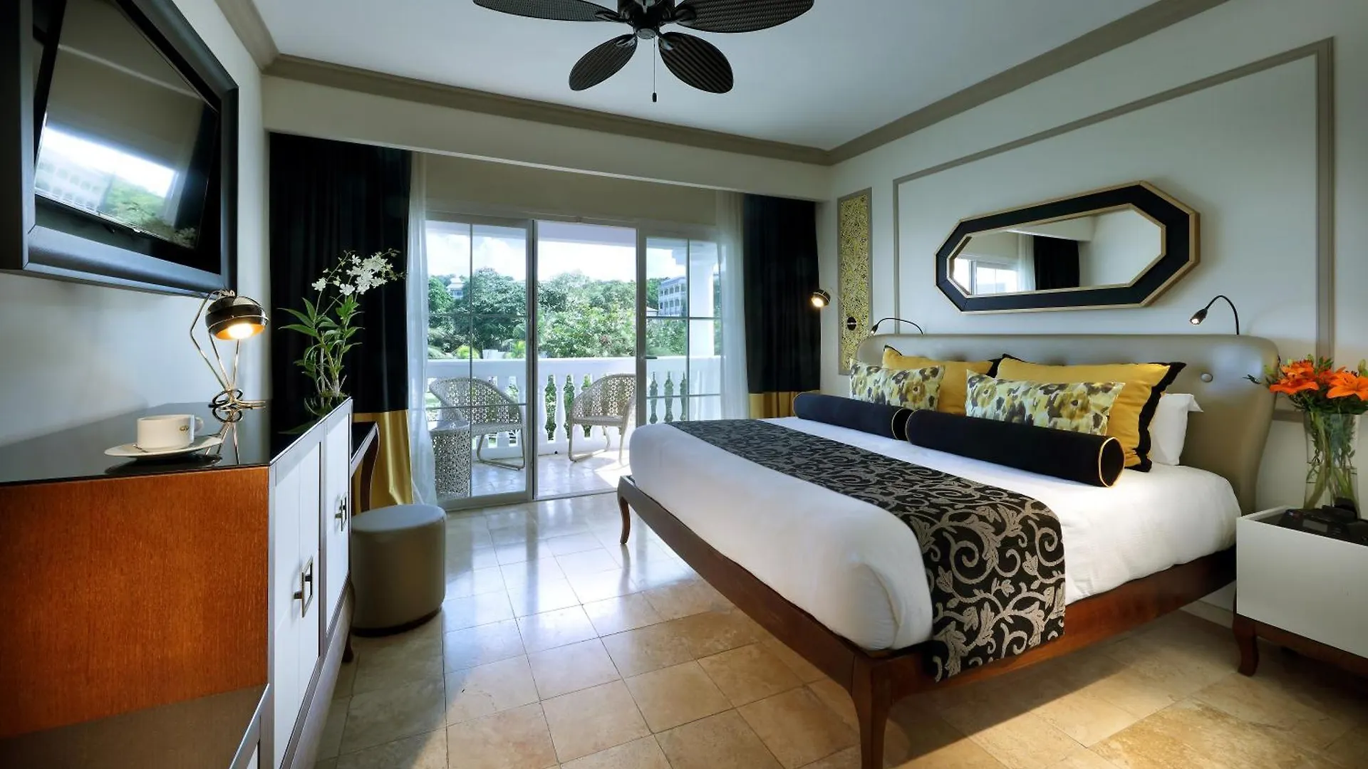 The Signature Level At Grand Palladium Lady Hamilton Resort & Spa Lucea