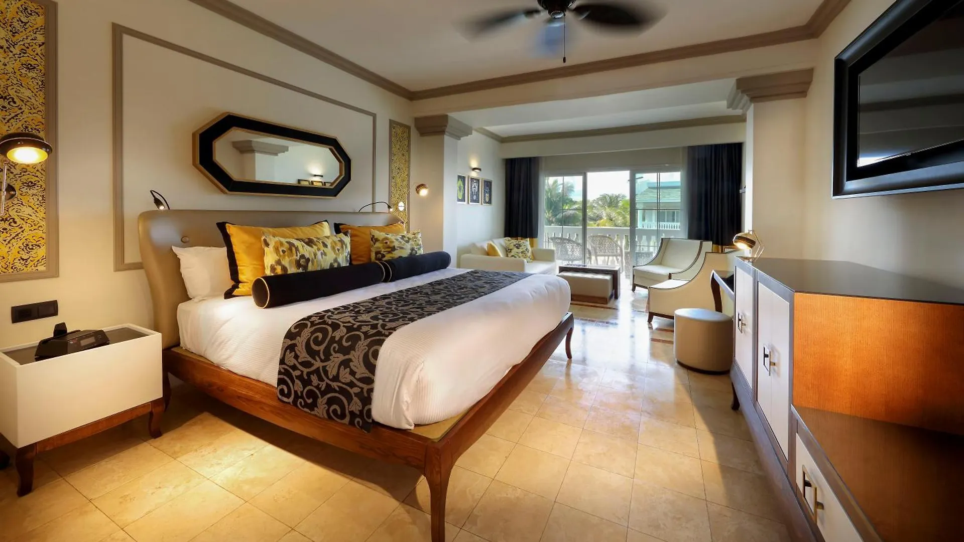 The Signature Level At Grand Palladium Lady Hamilton Resort & Spa Lucea